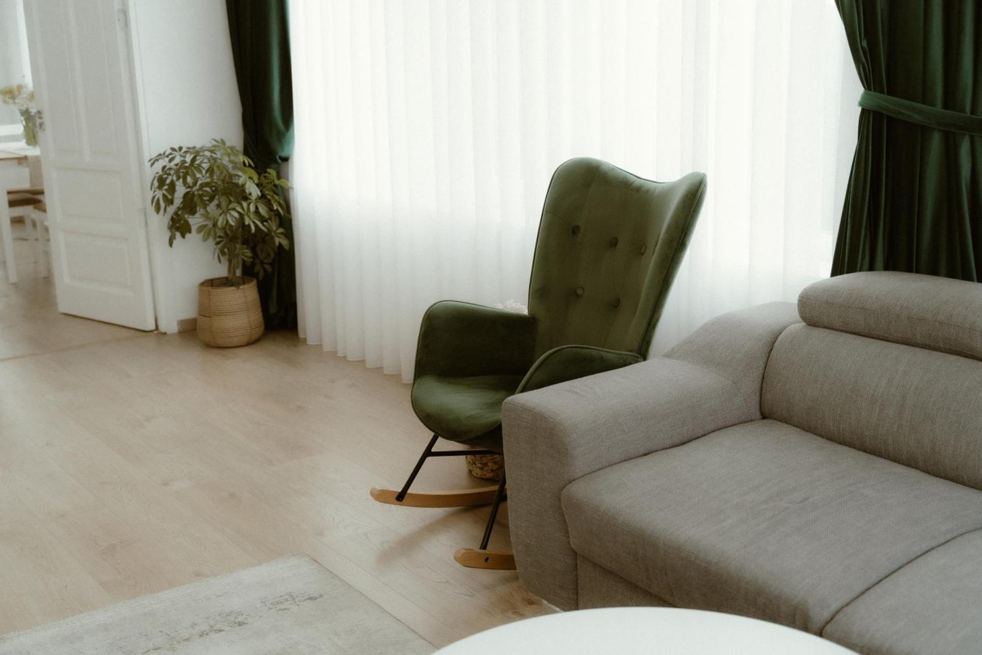 ホテル Casa Abiiani オラデア エクステリア 写真