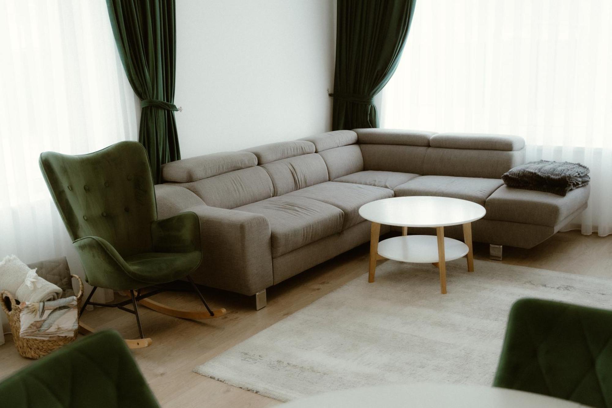 ホテル Casa Abiiani オラデア エクステリア 写真
