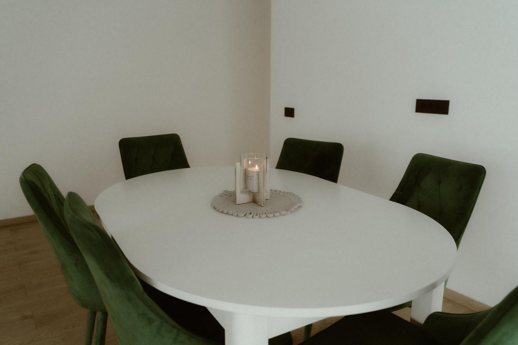 ホテル Casa Abiiani オラデア エクステリア 写真